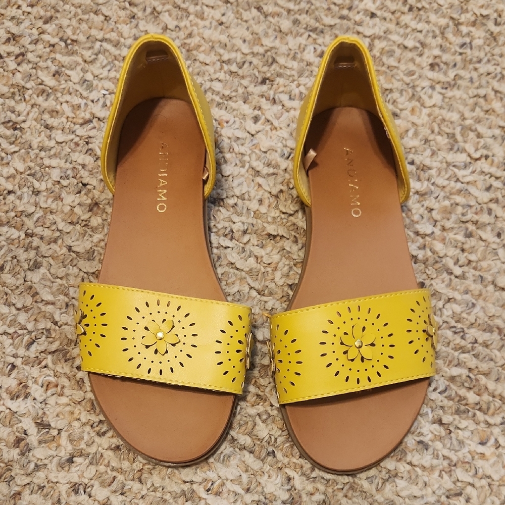 Aquatalia Women's Bright Yellow Sandals - Never Worn